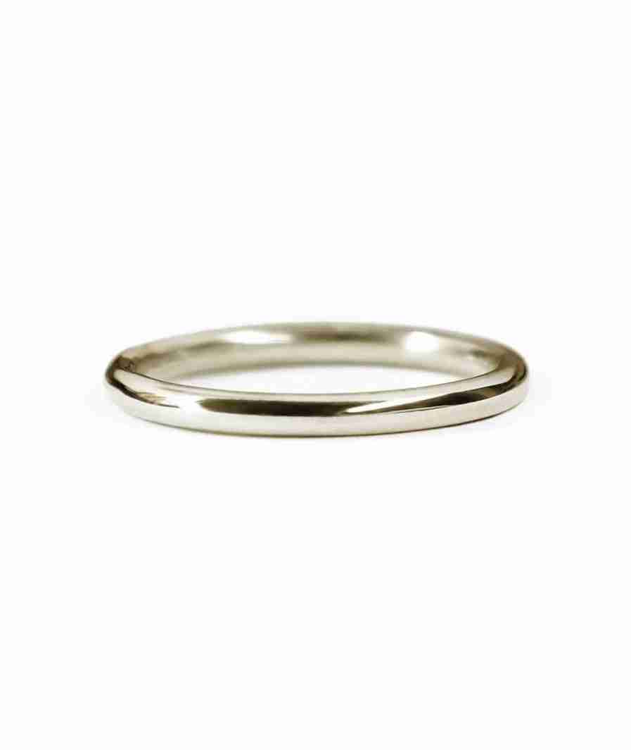 gold round wedding ring